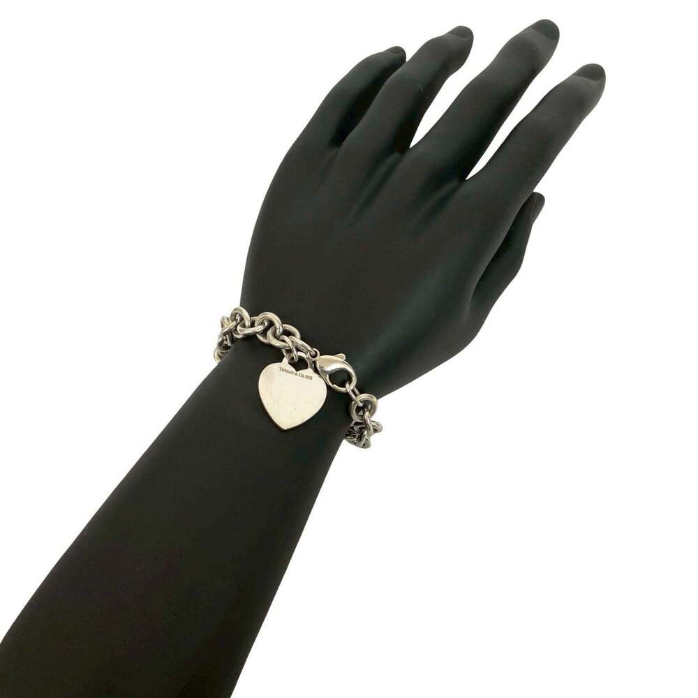 TIFFANY Silver Heart Charm Bracelet - Picture 1 of 3